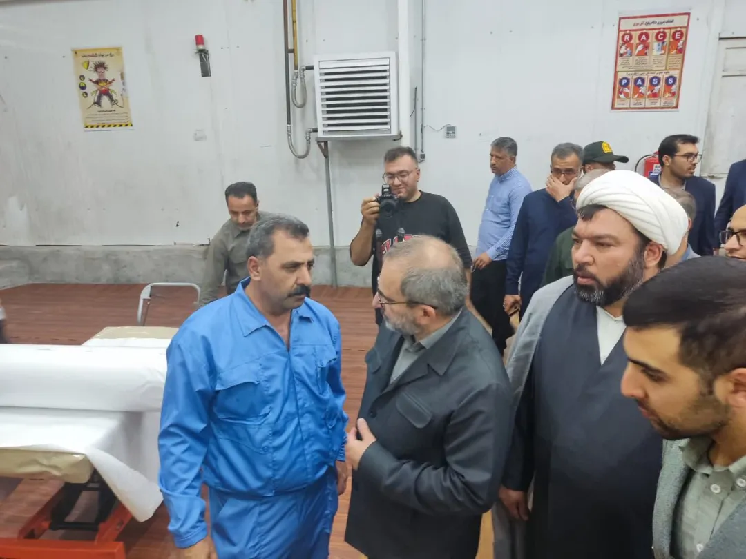 آئین بهره‌برداری از ۲ واحد صنعتی در ساوه