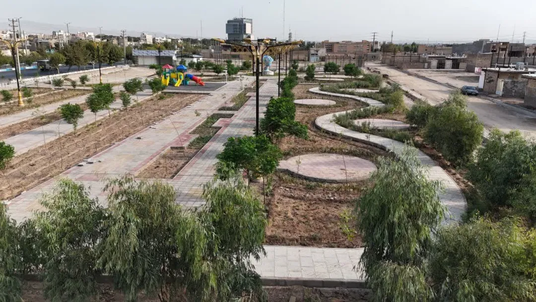 بوستان انار ساوه آماده بهره‌برداری است