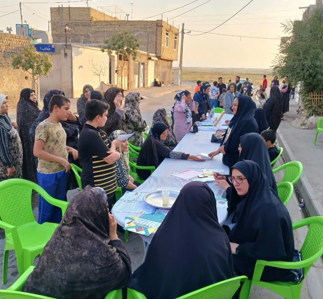 برپایی میزخدمت رضوی در ساوه