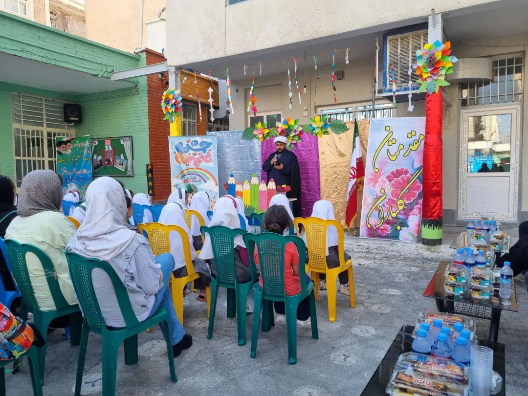 جشن غنچه‌ها در ساوه برگزار شد
