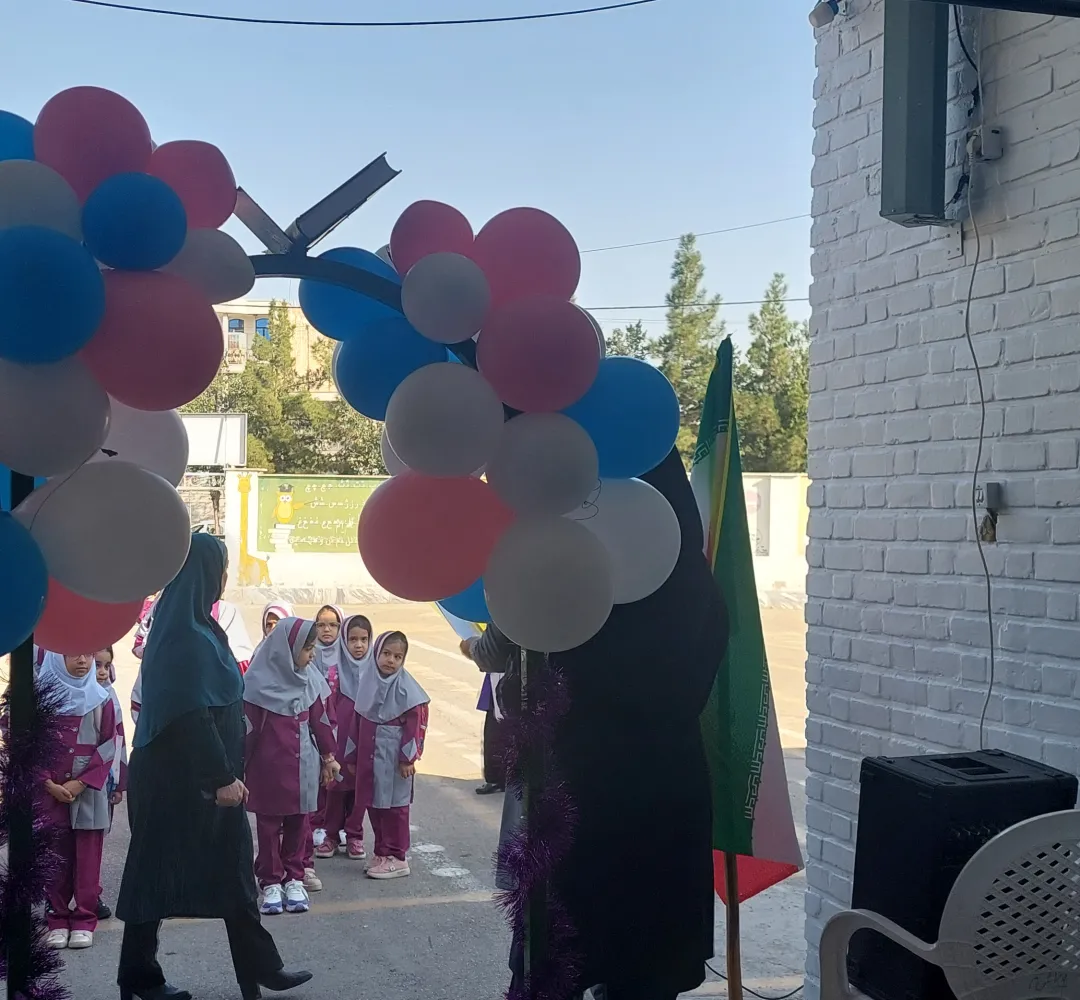 جشن شکوفهها در دلیجان