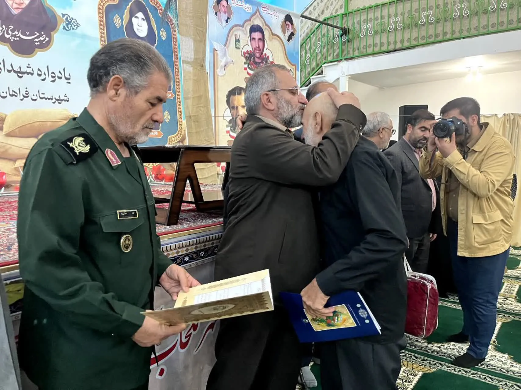 اولین یادواره شهدای زن شهرستان فراهان برگزار شد