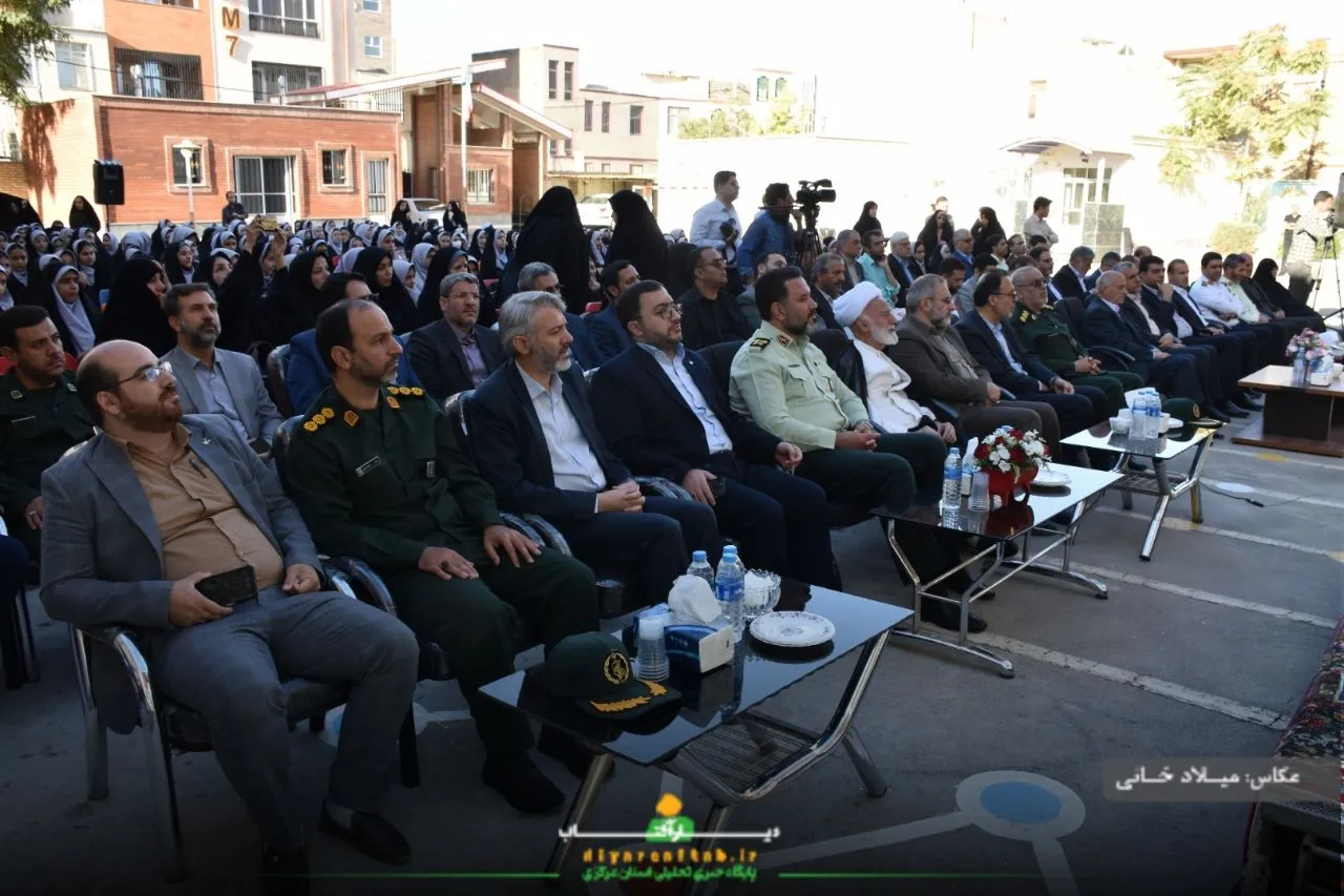مراسم بازگشایی مدارس در اراک