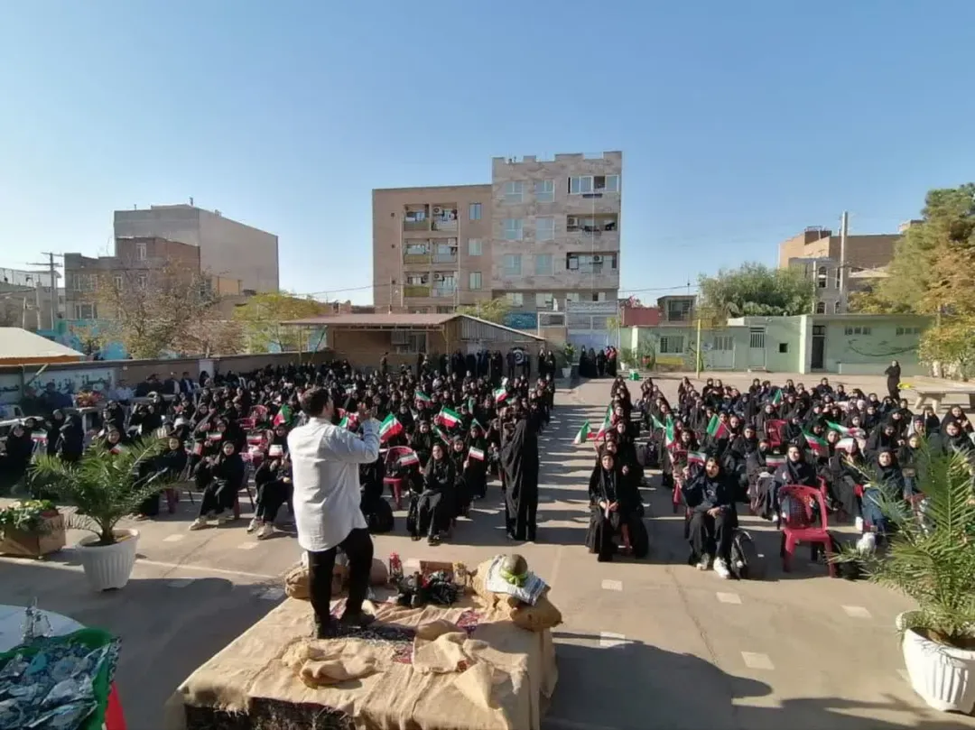 زنگ مهر در ساوه طنین‌انداز شد