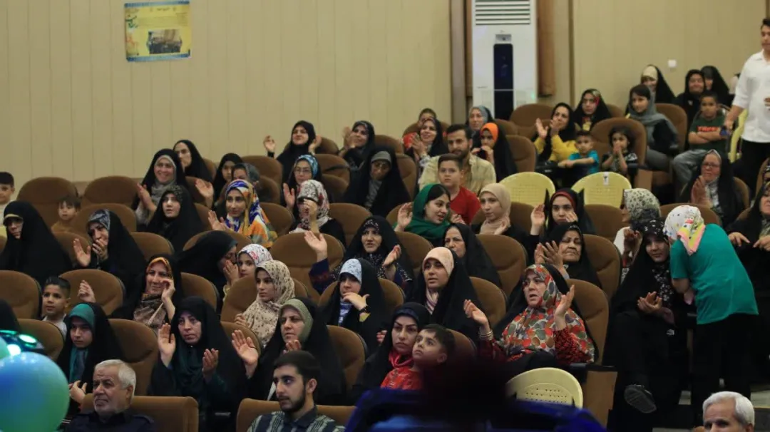 جشن هفته وحدت در زرندیه