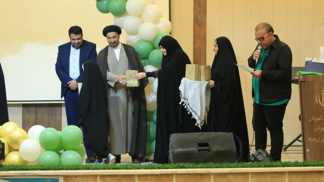 جشن هفته وحدت در زرندیه