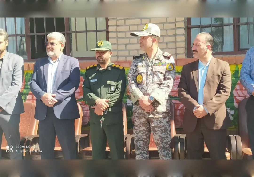 نواختن زنگ مهر مقاومت در مدارس خنداب