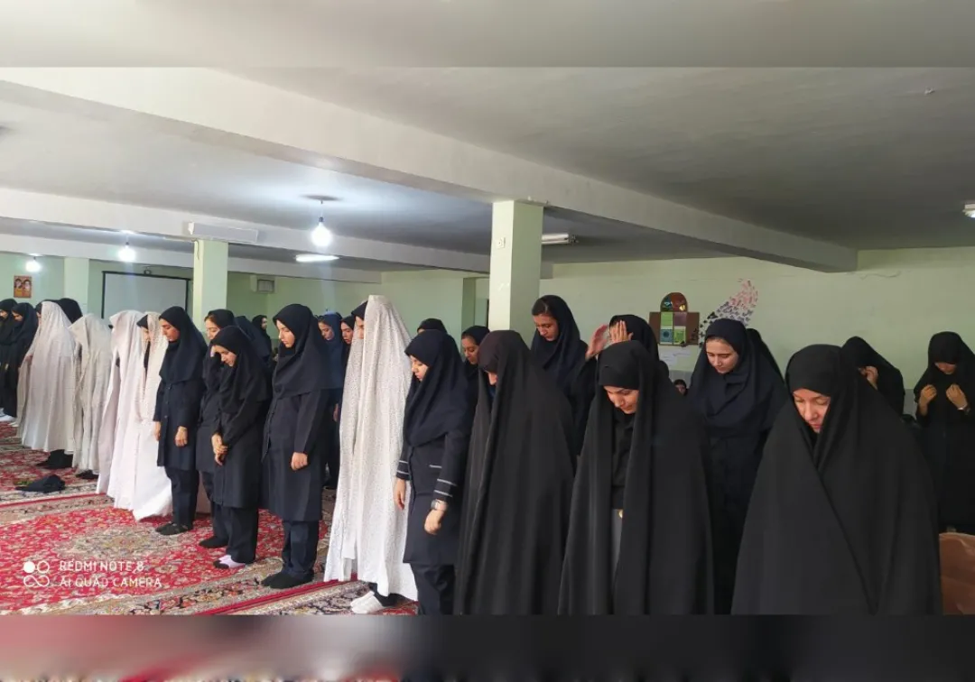 نواختن زنگ مهر مقاومت در مدارس خنداب