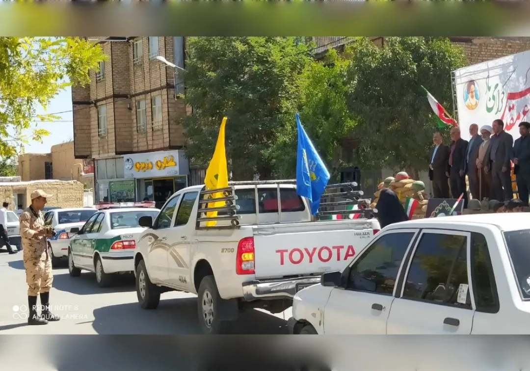 رژه خودرویی در شهر جاورسیان برگزار شد