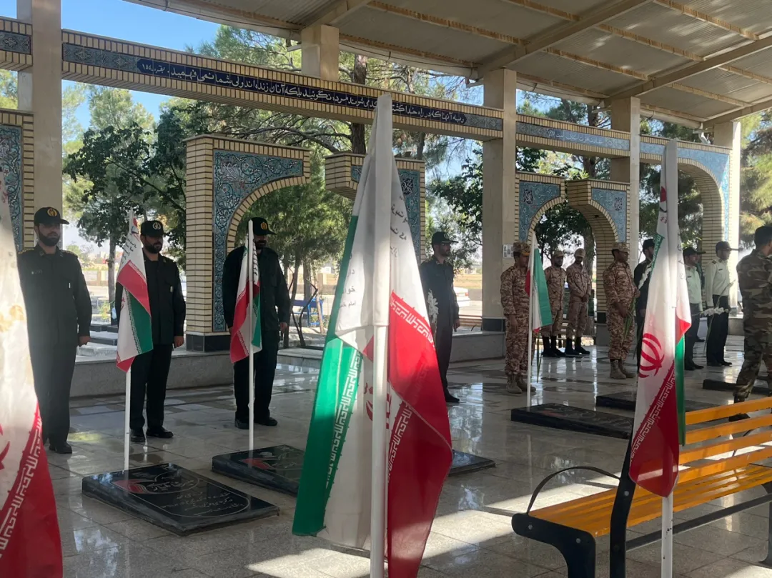 گلباران مزار شهدای زرندیه