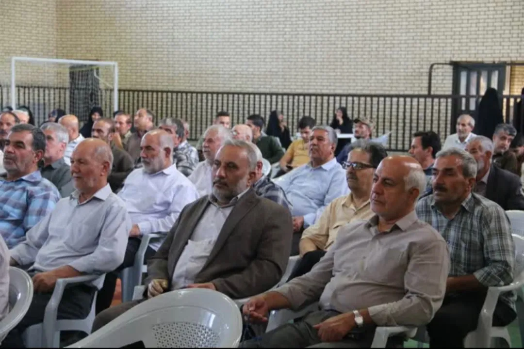همایش بزرگ پیشکسوتان و رزمندگان در زرندیه
