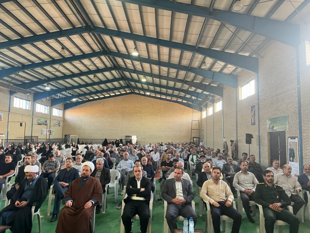 همایش بزرگ پیشکسوتان و رزمندگان در زرندیه