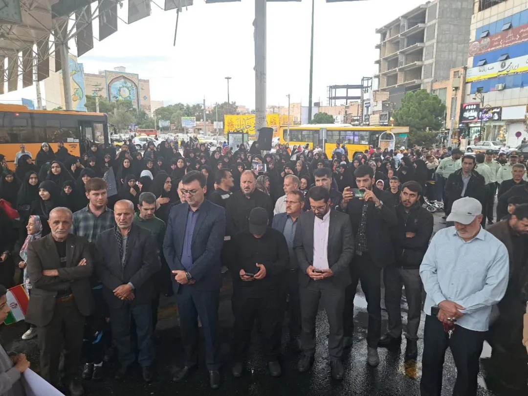 تجمع ساوجی‌ها در سوگ شهادت سید «حسن نصرالله»