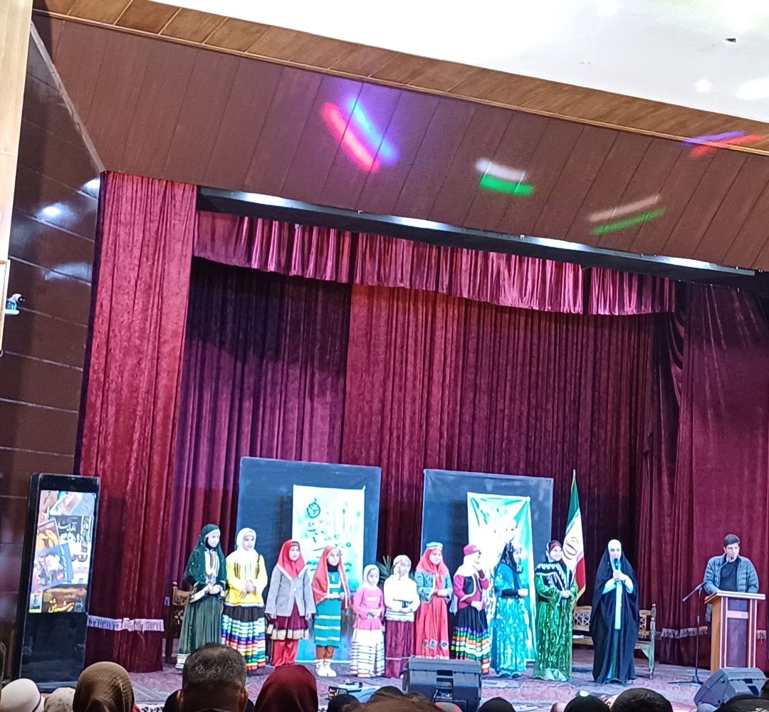 جشن مهر پدری در ساوه برگزار شد