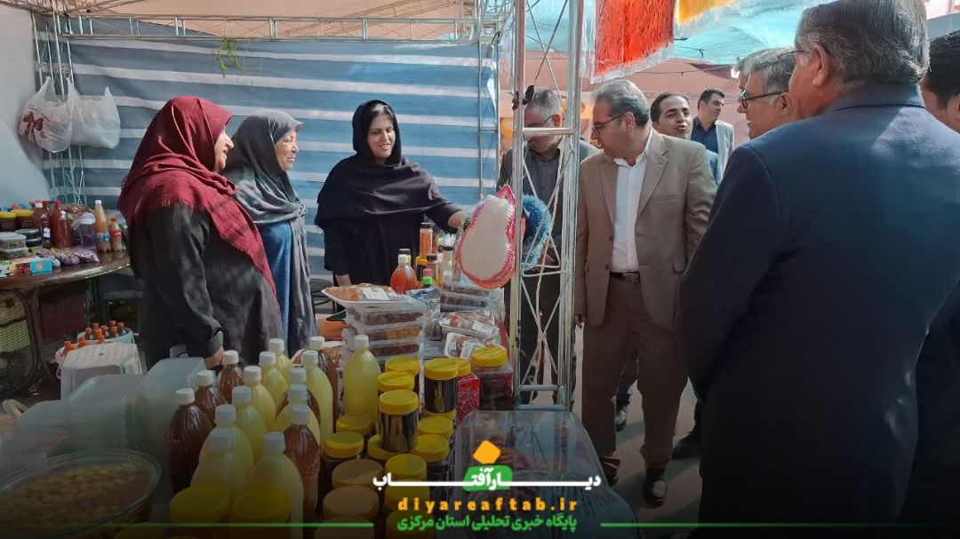 بزرگترین فرش گل ایران در محلات