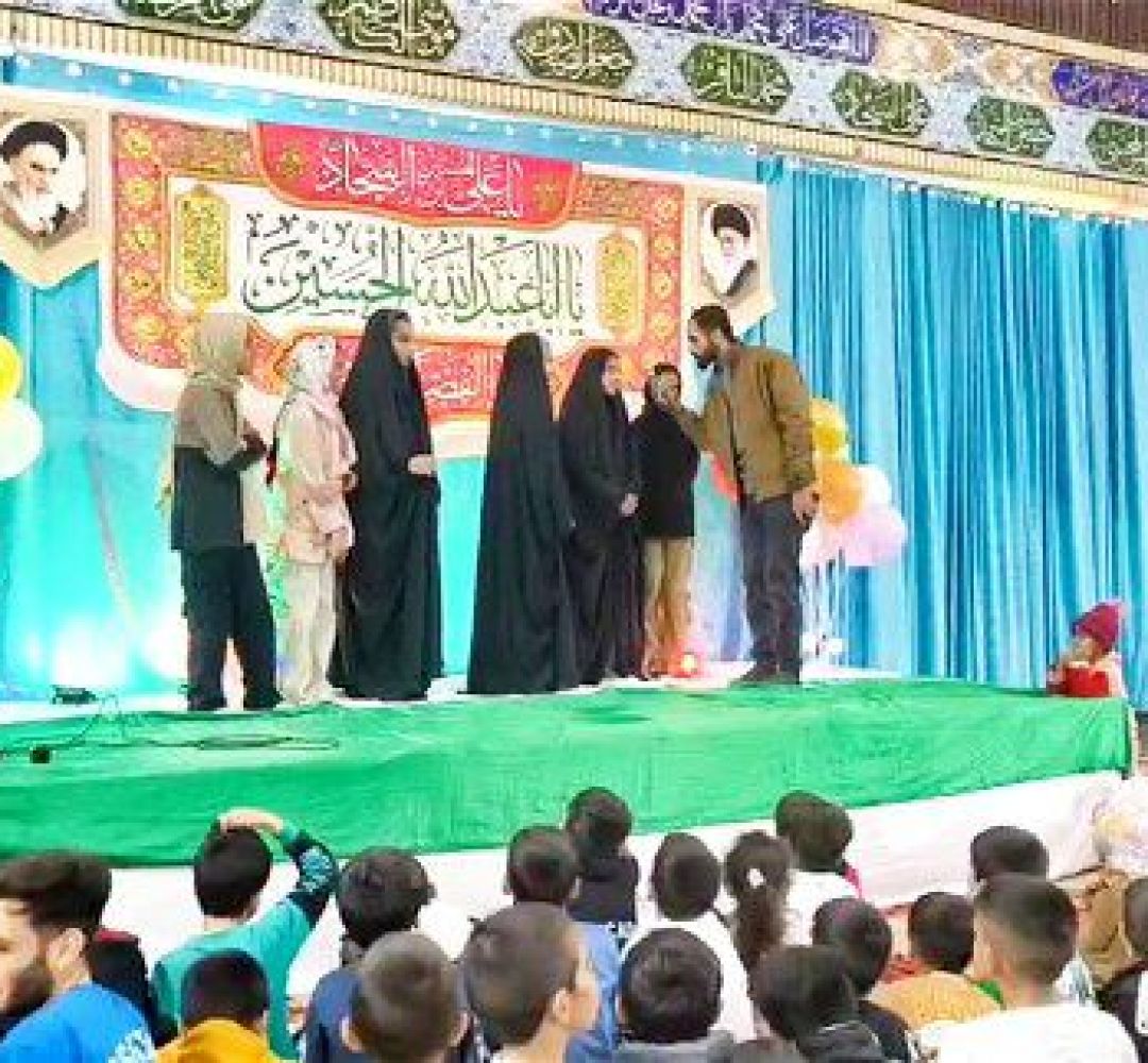 جشن میلاد امام حسین (ع) در چهرقان برگزار شد