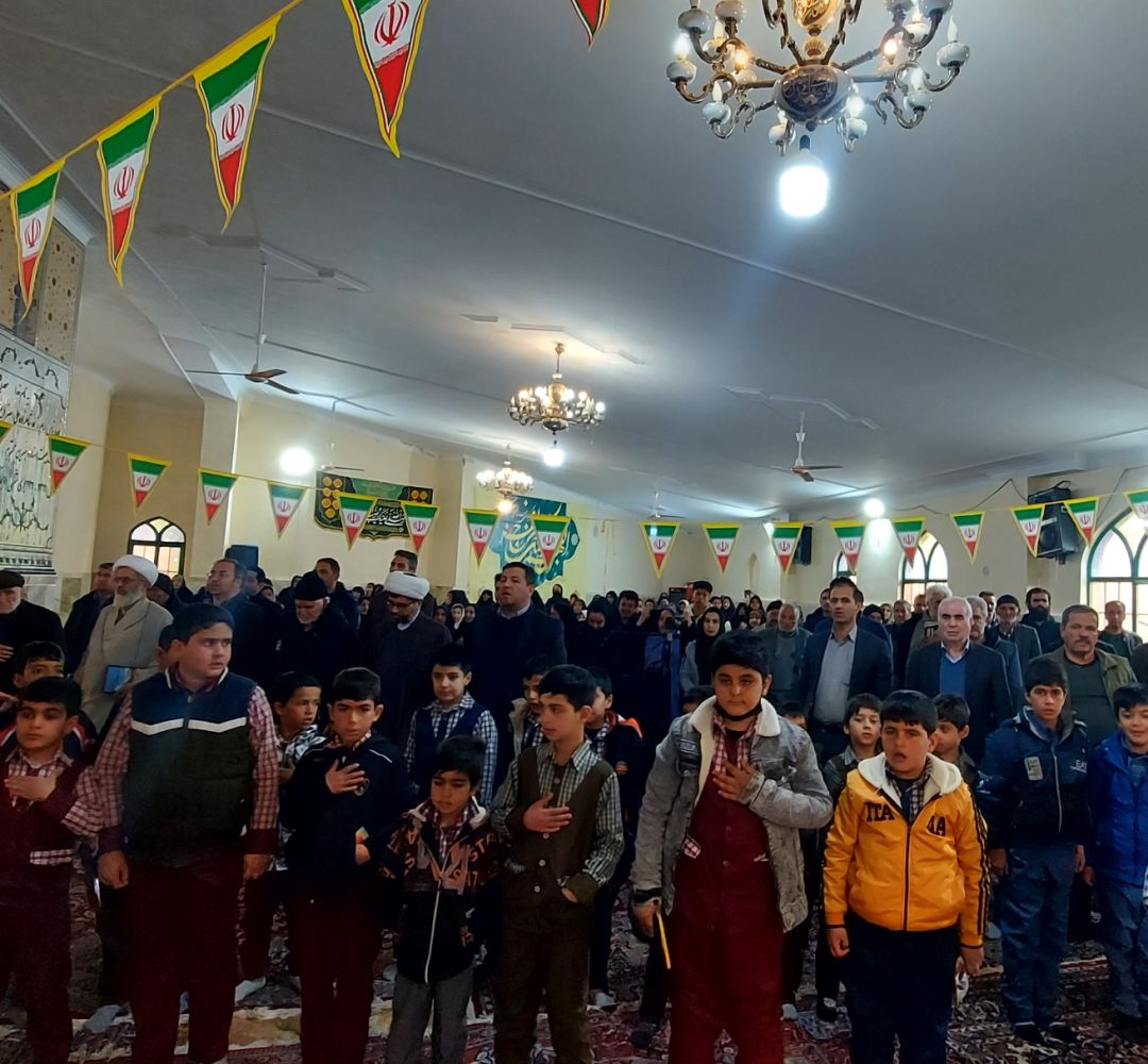 جشن انقلاب در روستای شهراب برگزار شد