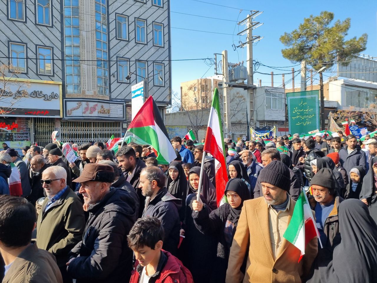 حضور پرشور ساوجی‌ها در جشن ۴۶ سالگی انقلاب