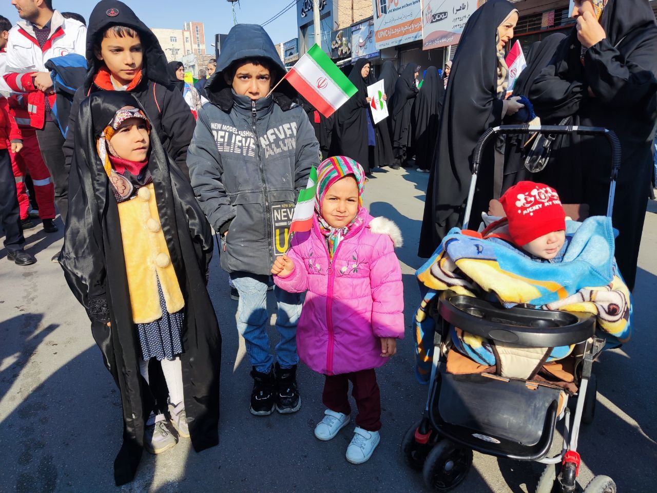 حضور پرشور ساوجی‌ها در جشن ۴۶ سالگی انقلاب