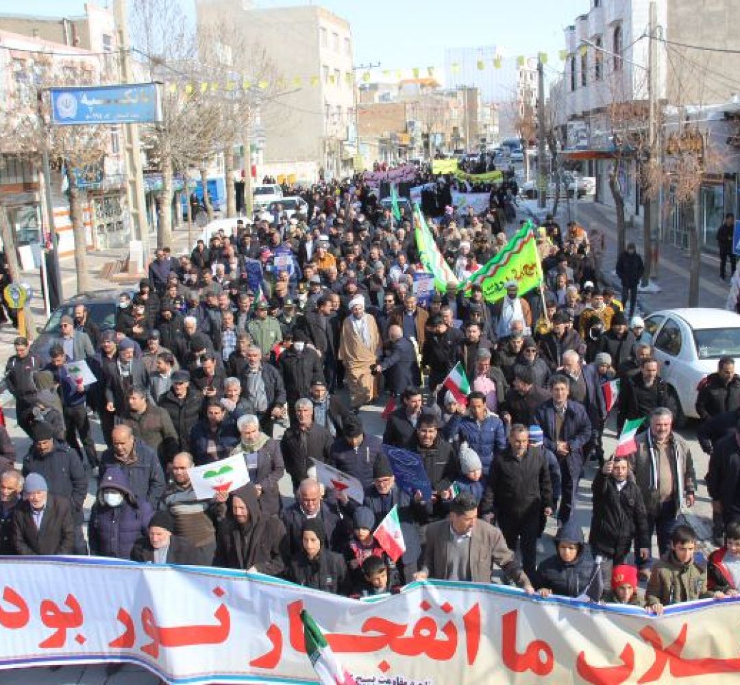 حماسهآفرینی کمیجانیها در یومالله ۲۲ بهمن