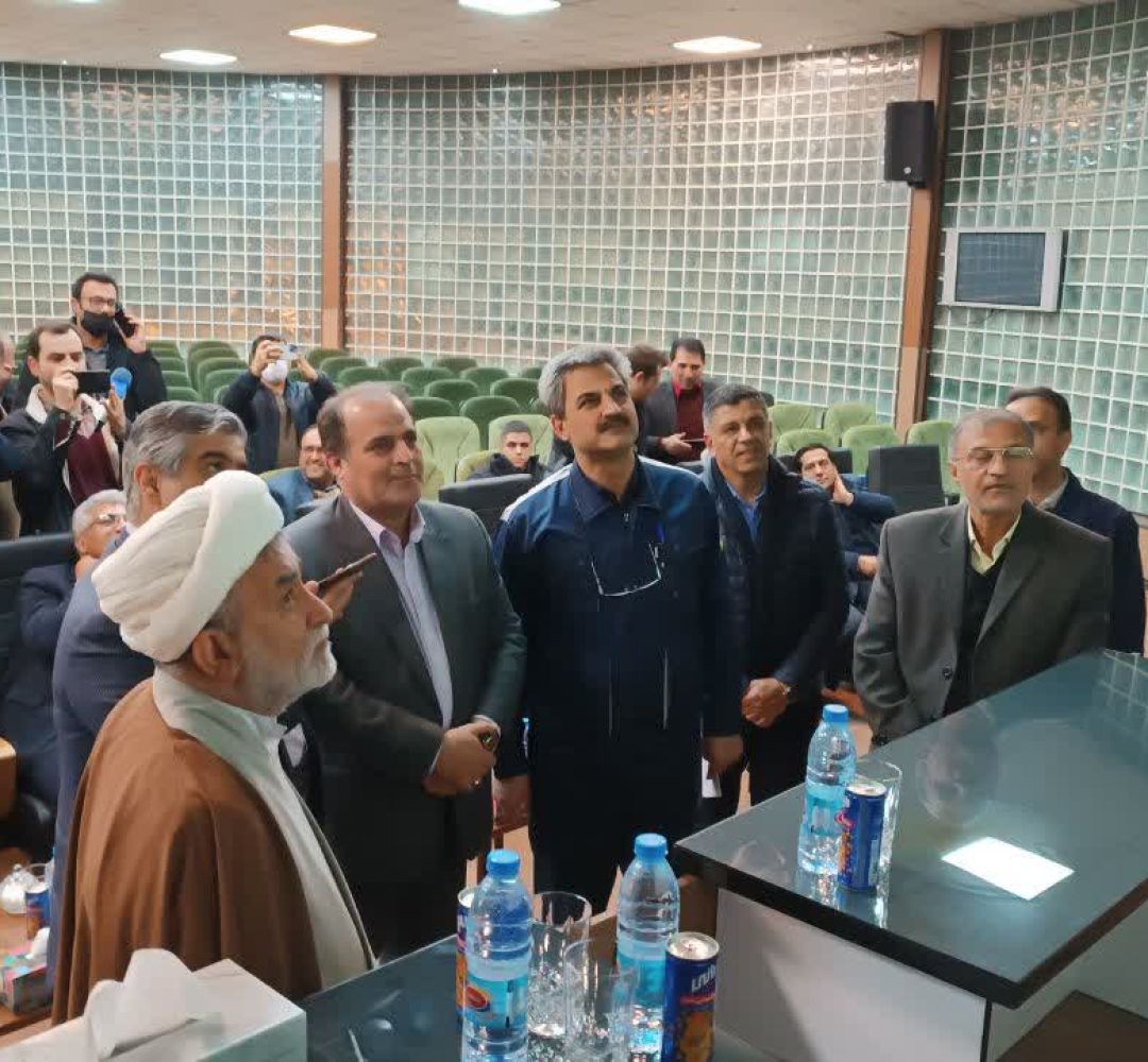 آئین افتتاح نیروگاه خورشیدی در ساوه