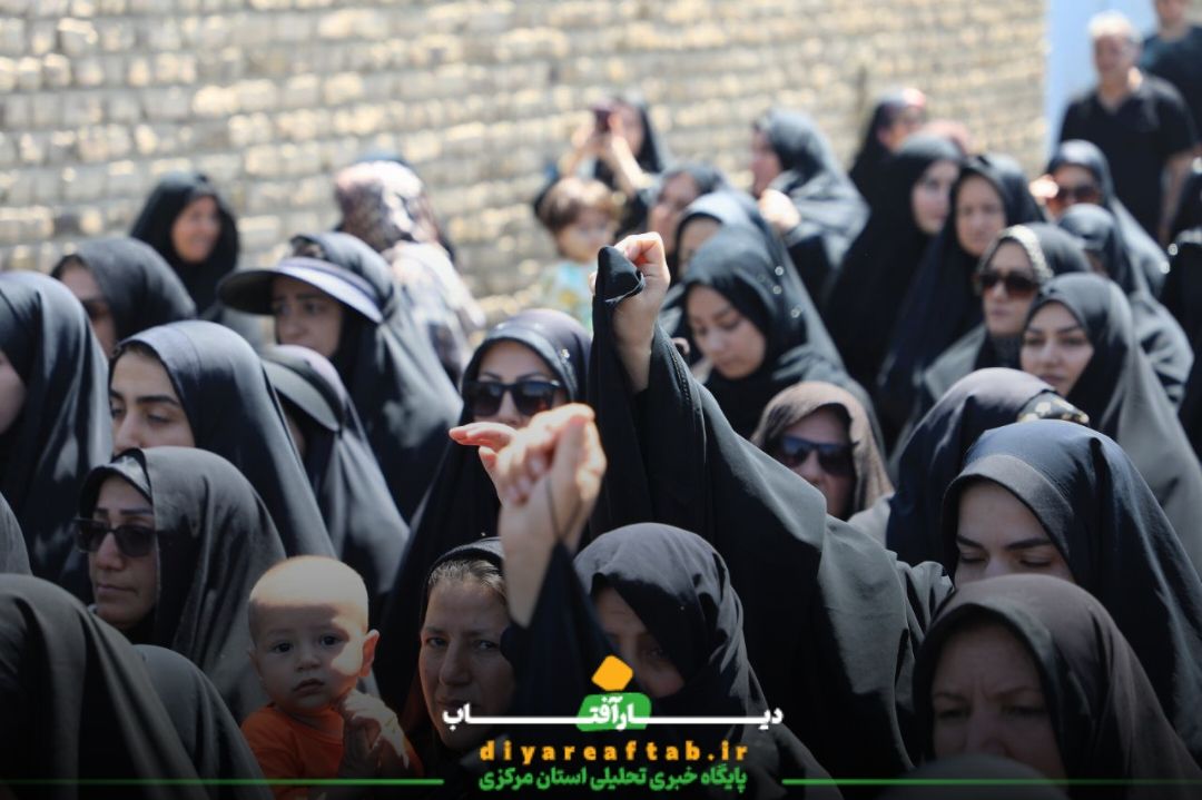 مراسم تشییع شهدا در اسفندان