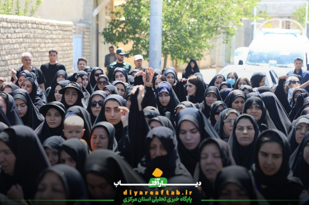 مراسم تشییع شهدا در اسفندان