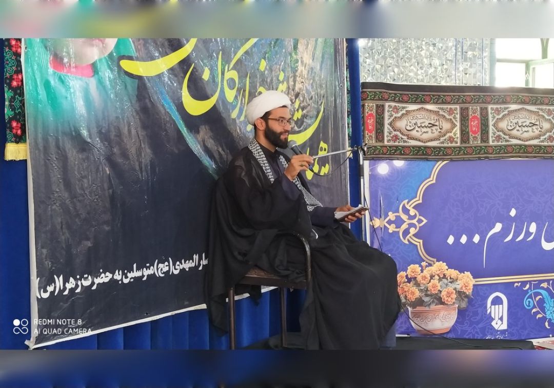 مراسم شیرخواران حسینی در خنداب برگزار شد