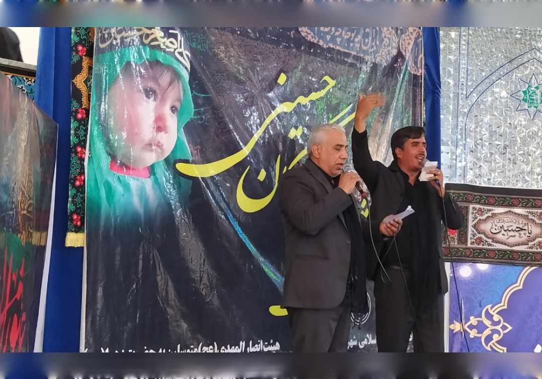 مراسم شیرخواران حسینی در خنداب برگزار شد
