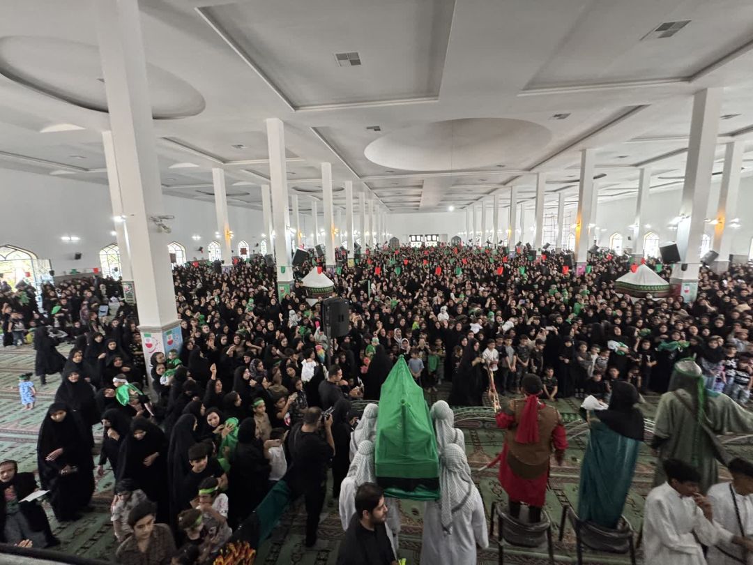 همایش شیرخوارگان حسینی در ساوه برگزار شد
