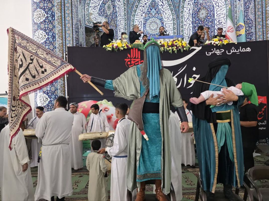 همایش شیرخوارگان حسینی در ساوه برگزار شد