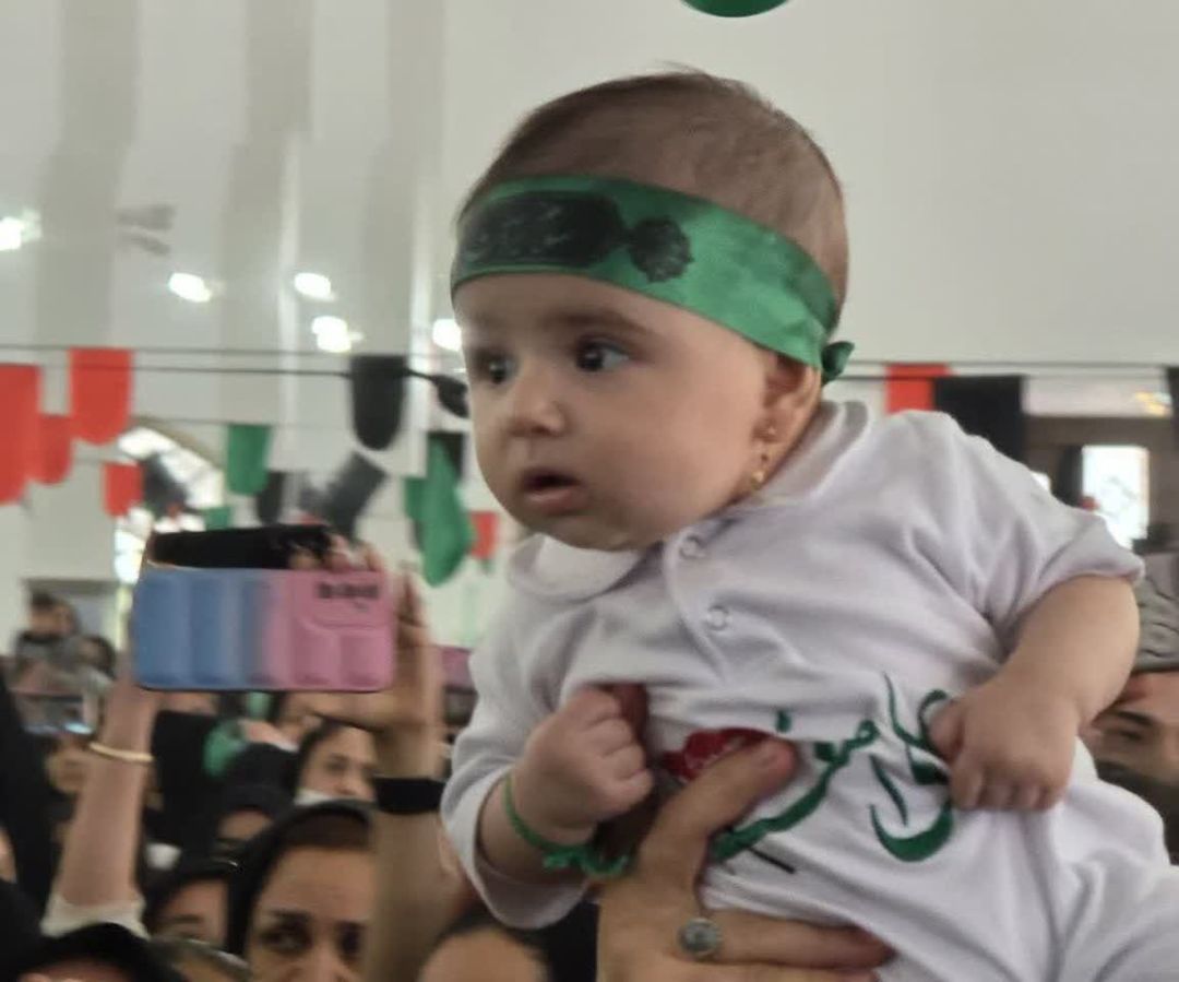 همایش شیرخوارگان حسینی در ساوه برگزار شد