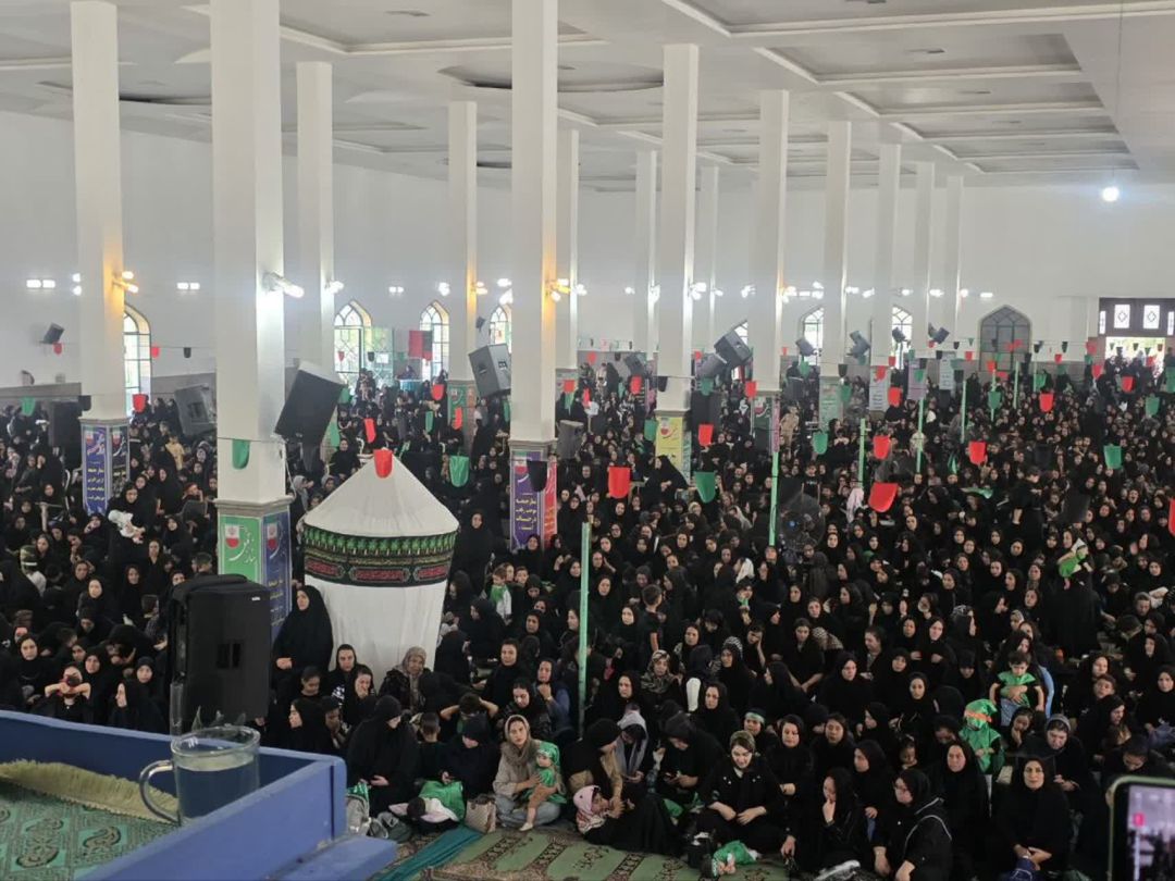 همایش شیرخوارگان حسینی در ساوه برگزار شد