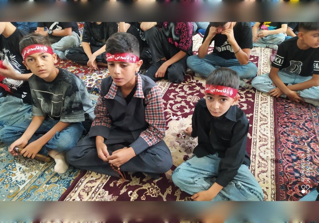 سوگواری «احلی‌من‌العسل» در خنداب برگزار شد