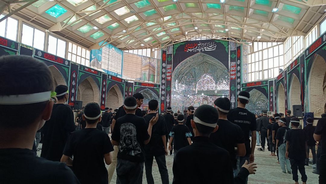 عزاداری نوجوانان ساوجی در سوگواره «احلی من العسل»