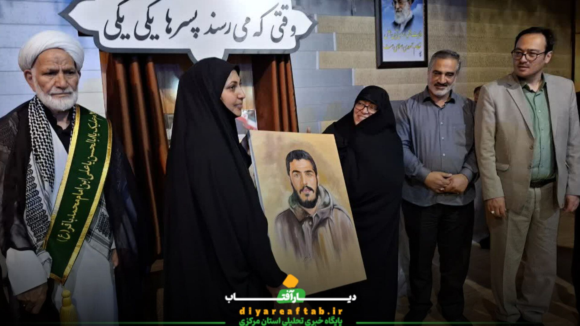آئین رونمایی کتاب (وقتی که می‌رسند پسرها، یکی‌یکی)