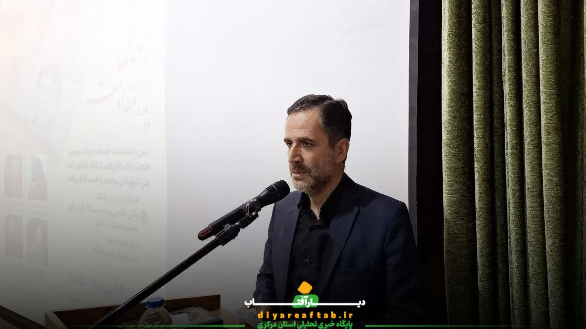 آئین رونمایی کتاب (وقتی که می‌رسند پسرها، یکی‌یکی)