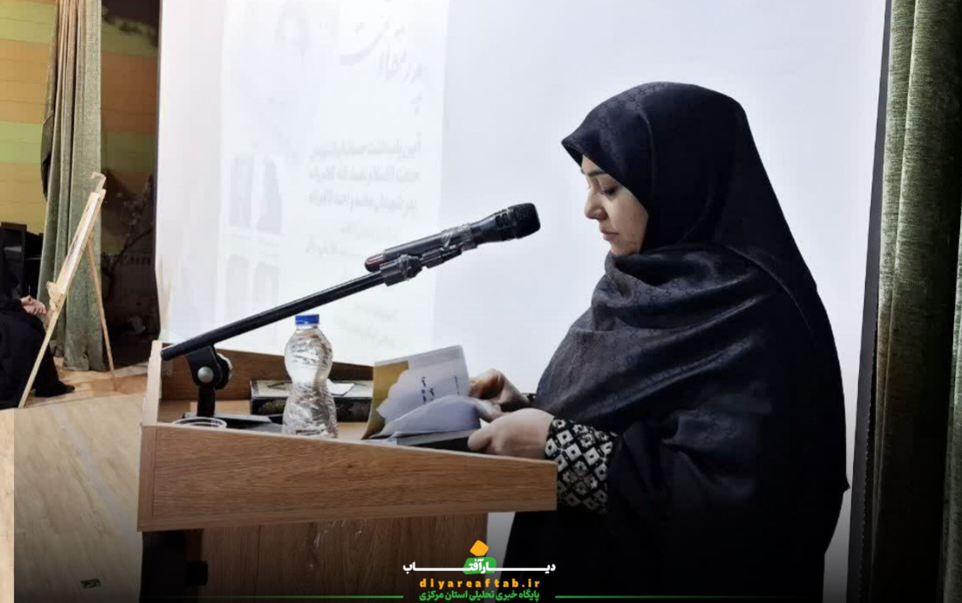 آئین رونمایی کتاب (وقتی که می‌رسند پسرها، یکی‌یکی)