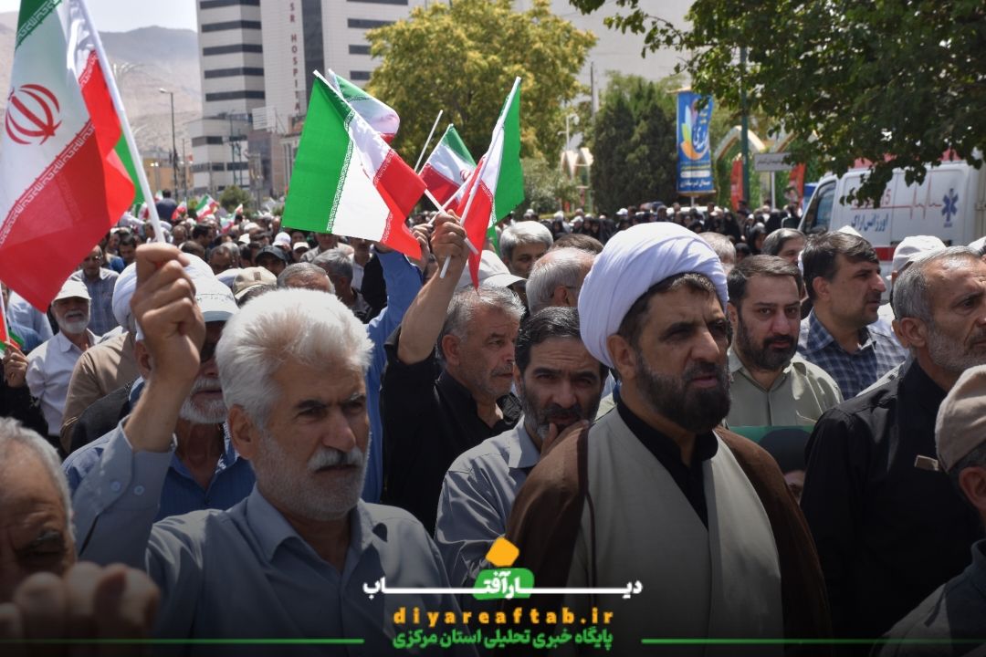 خروش مردم اراک در راهپیمایی جمعه‌های خشم