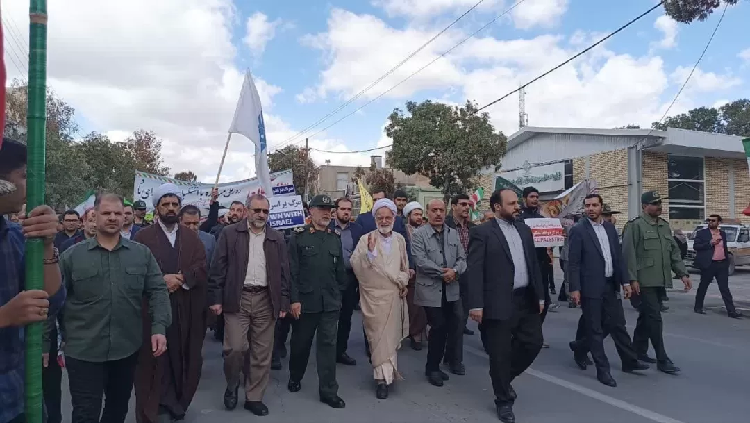 راهپیمایی ضداستکباری مردم استان مرکزی در ۱۳ آبان