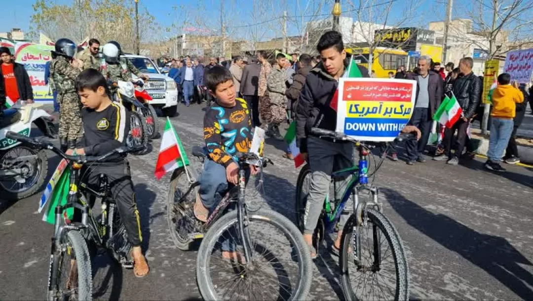 راهپیمایی ۲۲ بهمن ۱۴۰۲ در ساوه تماشایی بود