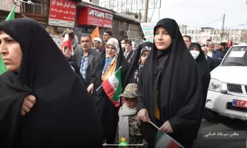 نوجوانان دهه هشتادی در راهپیمایی 22 بهمن