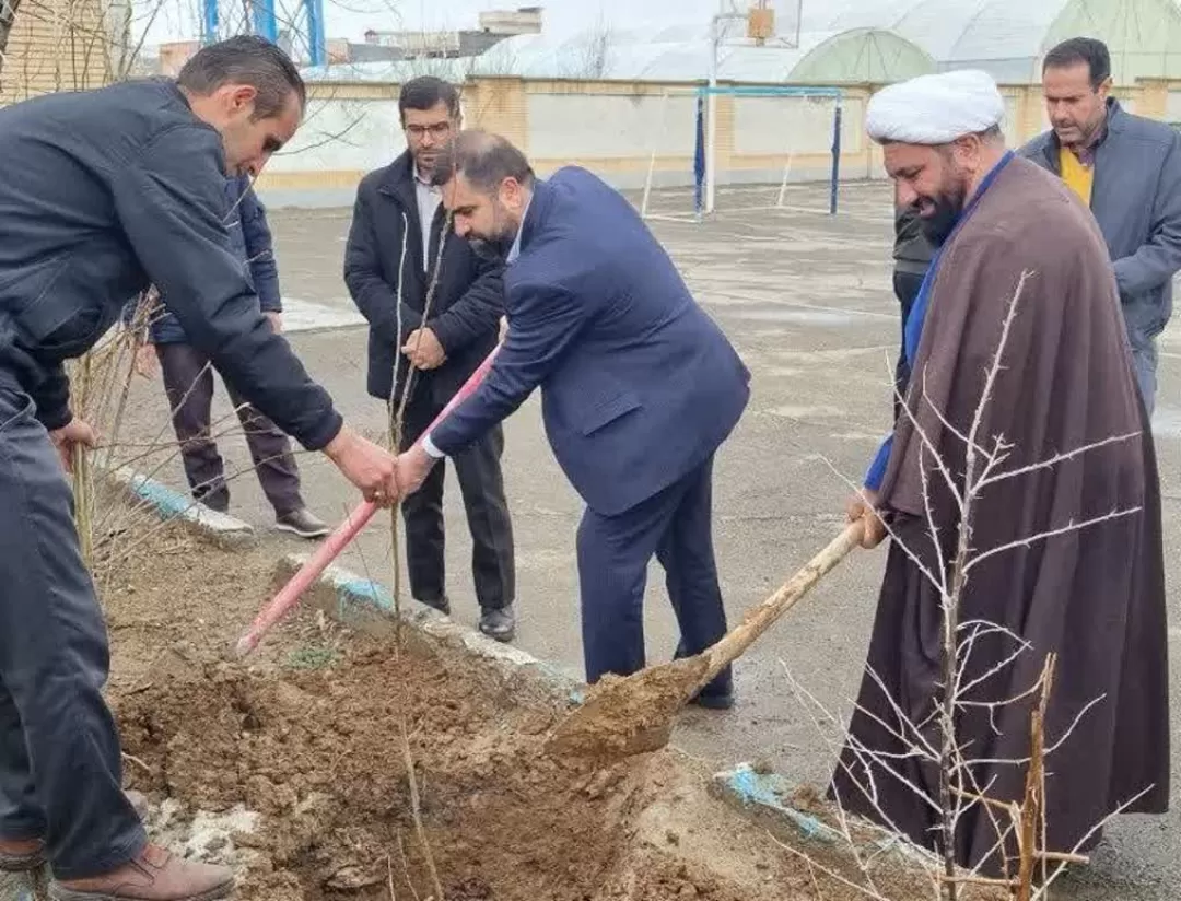 نواخته شدن «زنگ سبز» در فراهان