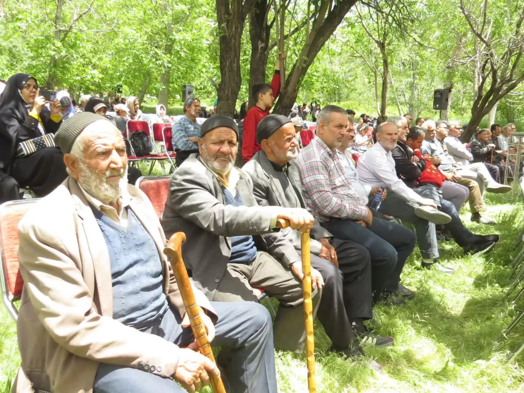 جشنواره گل و گلاب در دلیجان