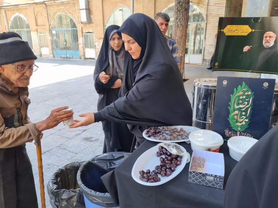 مراسم یادبود شهدای خدمت در ساوه برگزار شد