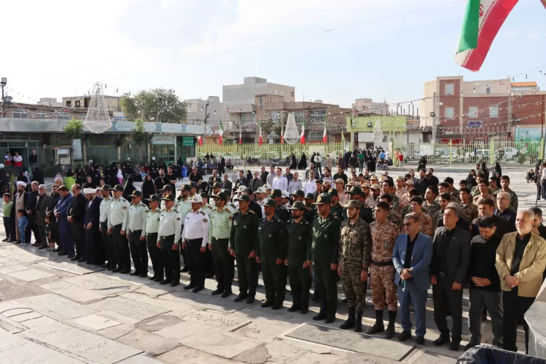 تجدید میثاق با شهدای انقلاب در ساوه