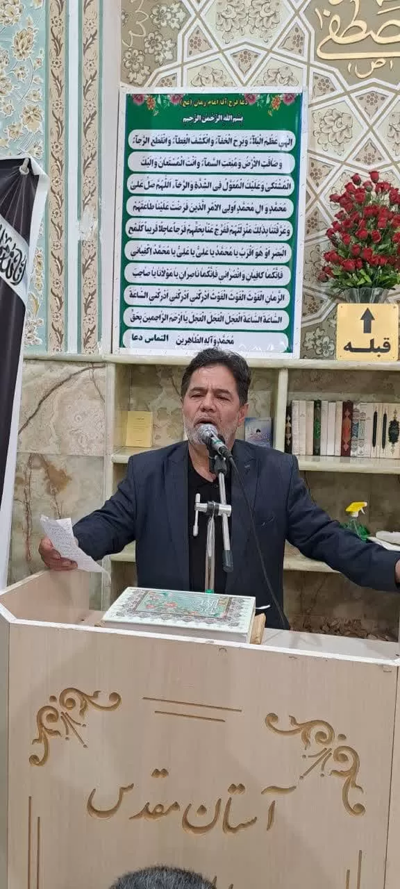 غبارروبی آستان مقدس امام‌زاده محمد عابد