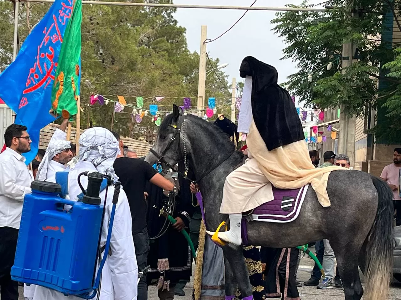 مراسم بازسازی واقعه غدیر در آسیابک برگزار شد