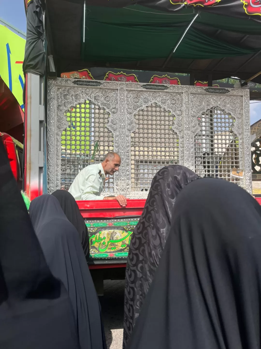 زرندیه میزبان ضریح سرداب امام زمان(عج) شد.