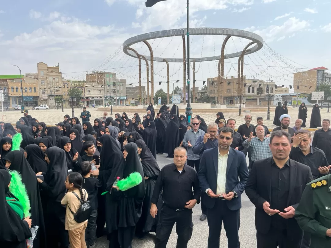زرندیه میزبان ضریح سرداب امام زمان(عج) شد.